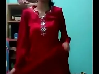 desi girl showing her big boobs on camera